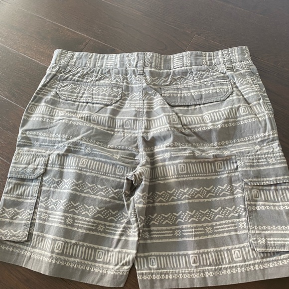 Men’s XL shorts - Picture 2 of 3